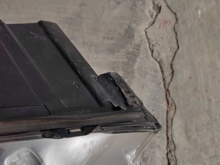 Фар Peugeot Expert десен / Фар Пежо Експерт Оригинален