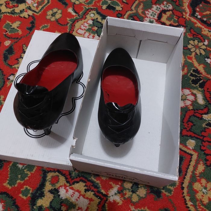 Продаются туфли женские