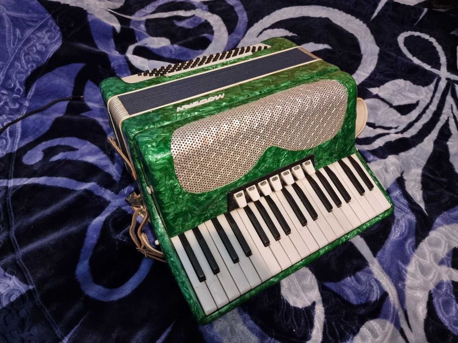 Acordeon copii marca Modern