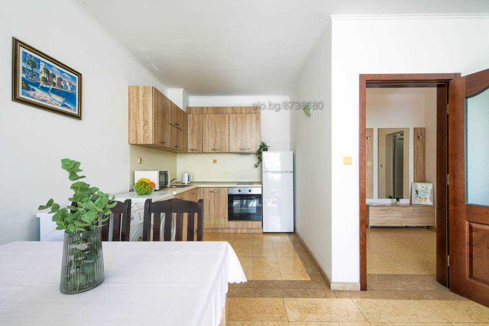 Дава се под наем Двустаен апартамент в Несебър - 72 кв.м за 230 € - Снимка #4