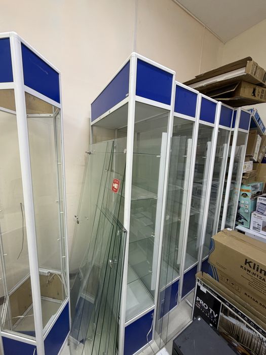 продам Витрины рабочие