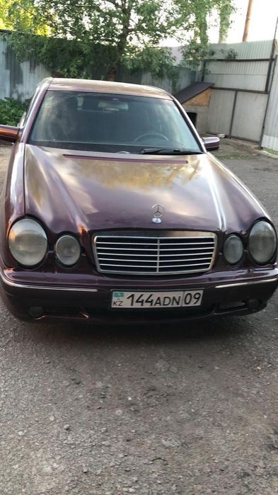 Бампер на мерседес w210 ресталинг  е55