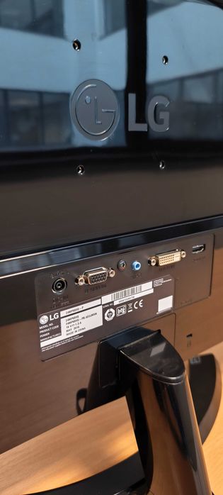 монитор LG 24MP68VQ-P