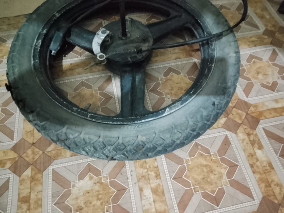 Продам колеса от сузуки в сборе