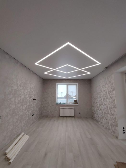 Поклейка обоев..