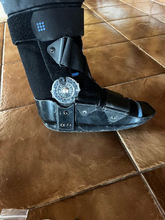 Обувка на шина с панта