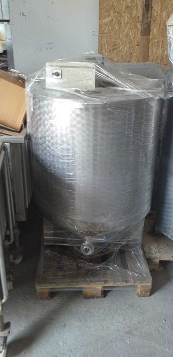 Racitor lapte 300 L, manta dubla, agitator. NOU, Nefolosit! Reducere!