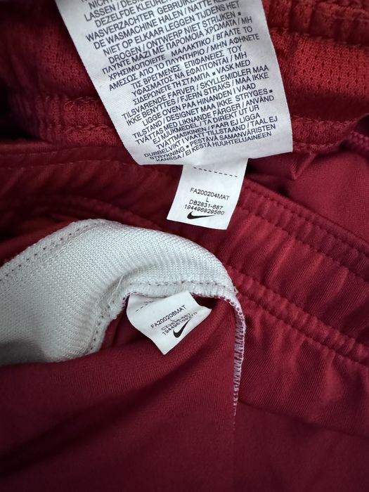 Echipament oficial Liverpool FC LFC nike Original mărimea L