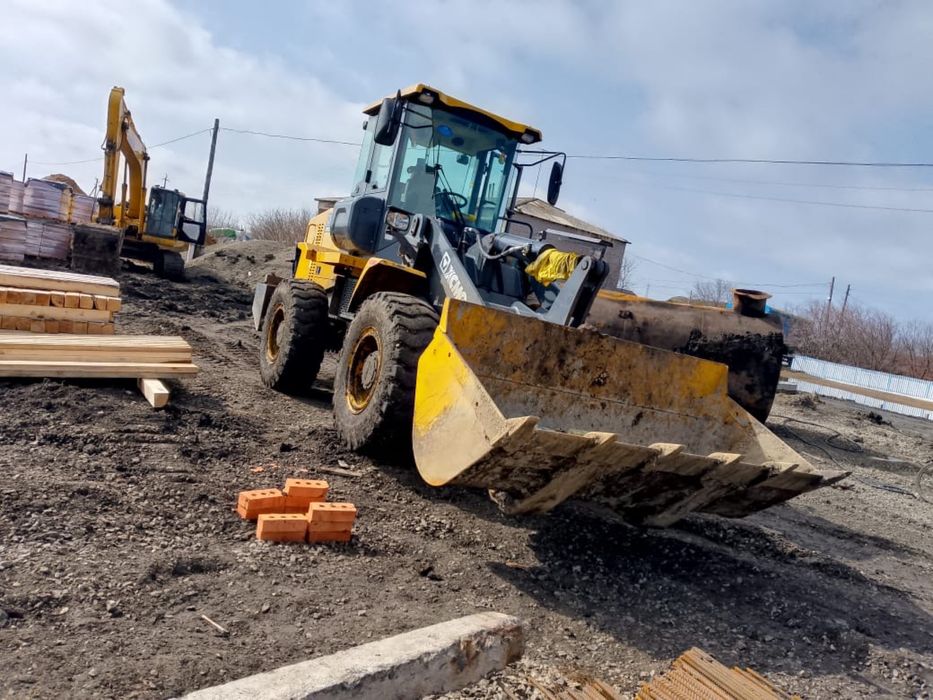 Услуги фронтального погрузчика