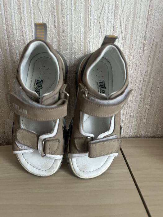 Сандали Tiflani 30 размер