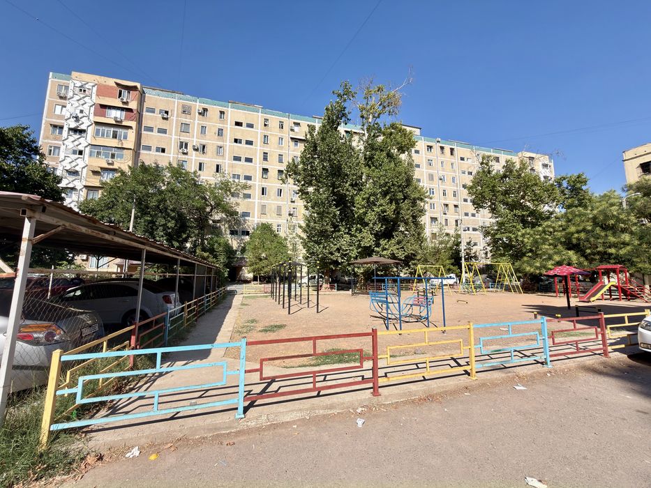 3 ком квартира на Сергели -2 у метро