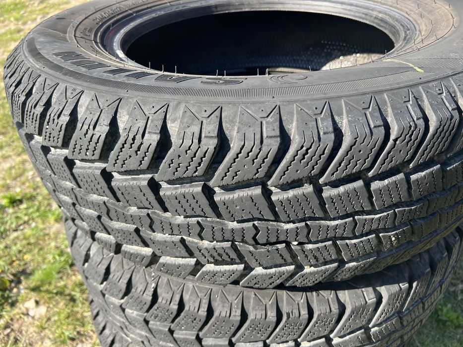 Anvelope M+S  IceBlazer 245/70/17