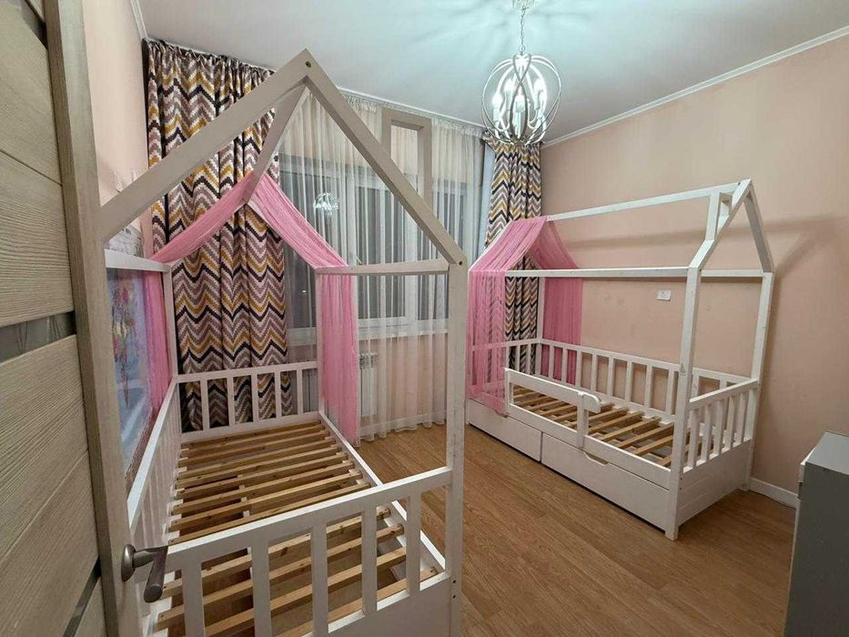 Детская кровать домик