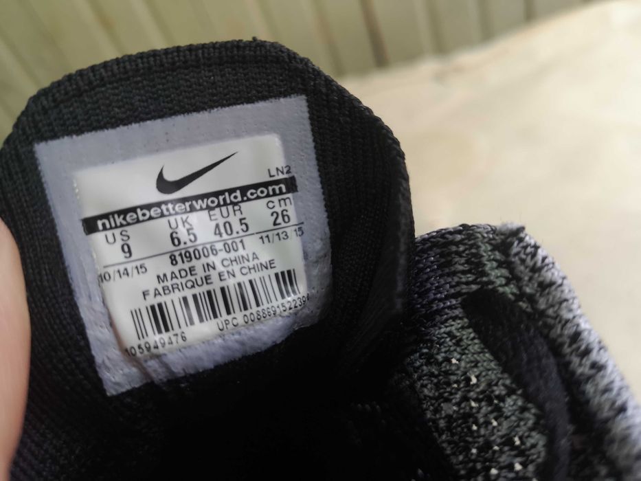 ''Nike Flyknit Chukka''оригинални маратонки 40.5 номер