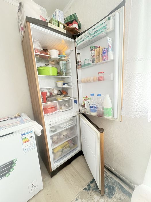 Продам холодильник