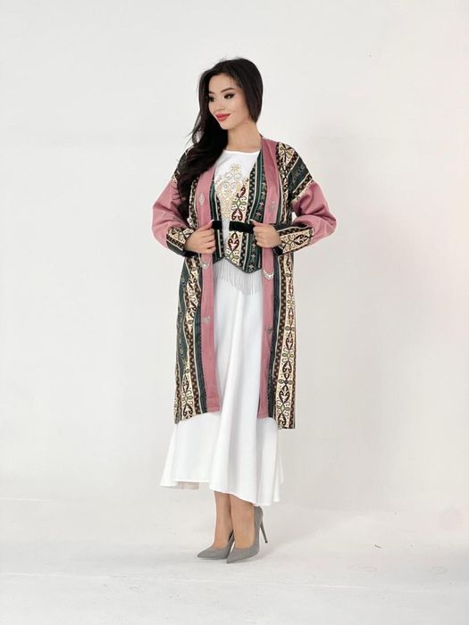 Национальные взрослые костюмы