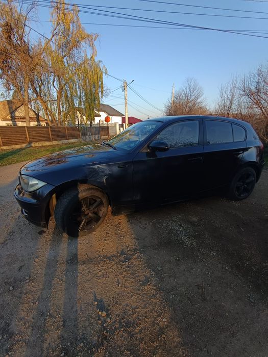 Vand BMW seria 1 120D sau schimb cu audi A6C6