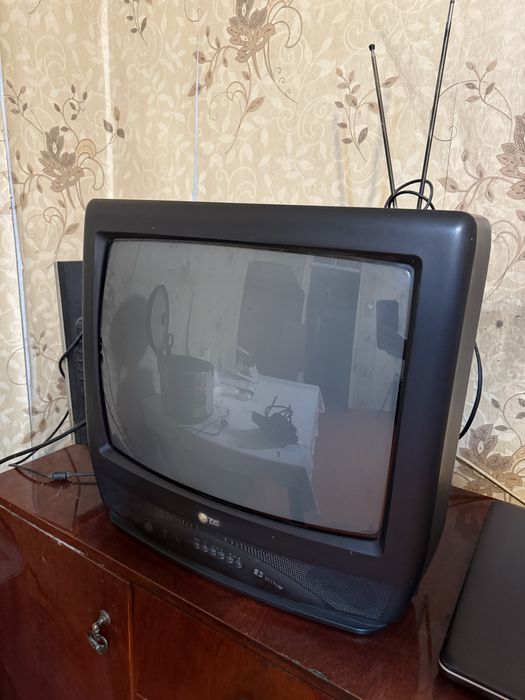 Телевизор нерабочий самовывоз