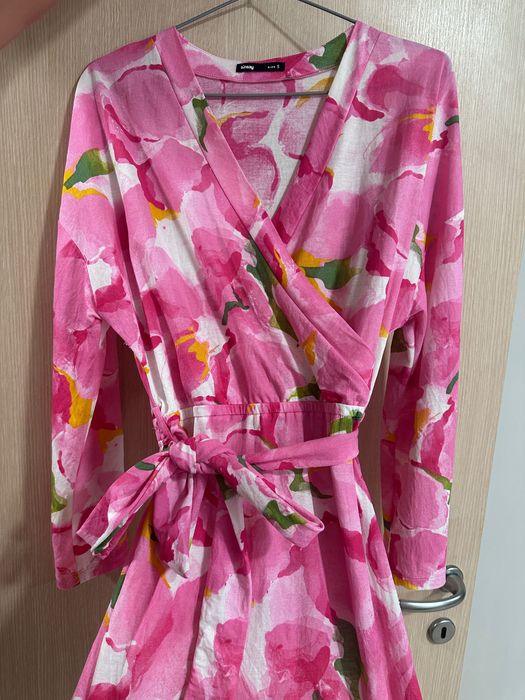 Нова цветна дамска рокля