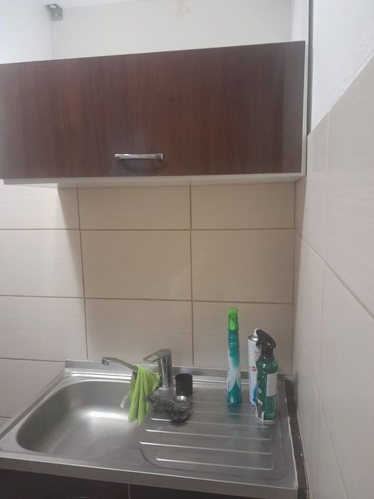 Închiriez apartament