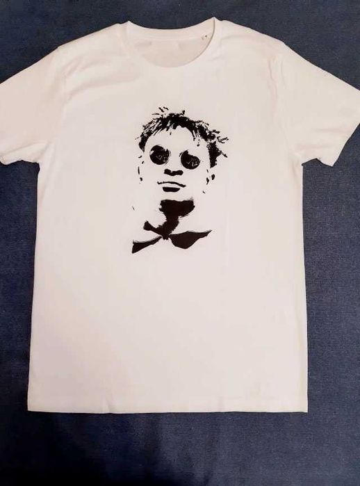 Бяла тениска унисекс със щампа, органичен памук, р-ри 
M, L, XL