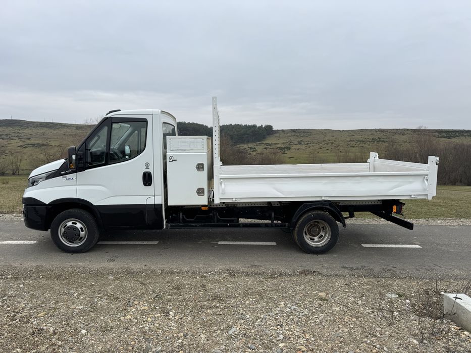 Iveco daily basculabil  an 2016 motor 3000 diesel km reali