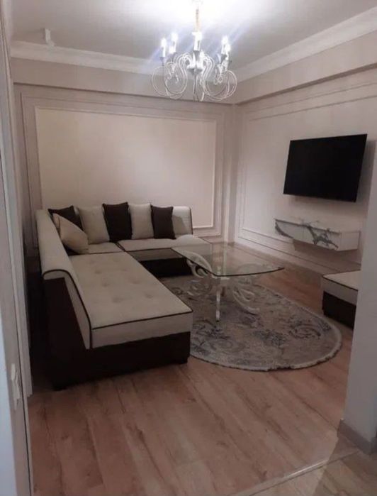 Яккасарайский р-он квартира Евроремонтом комнат:2 этаж:2 площадь:67м²