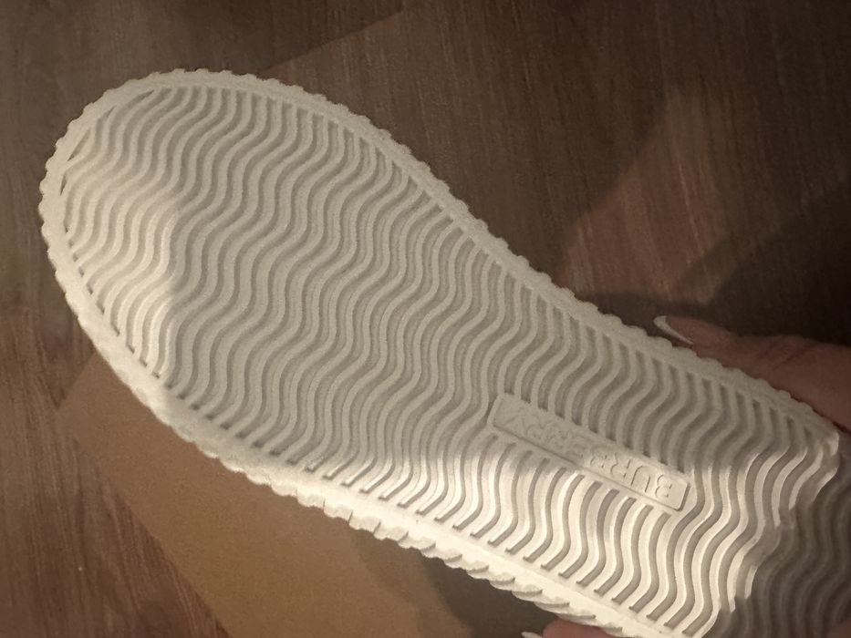 Обувки burberry