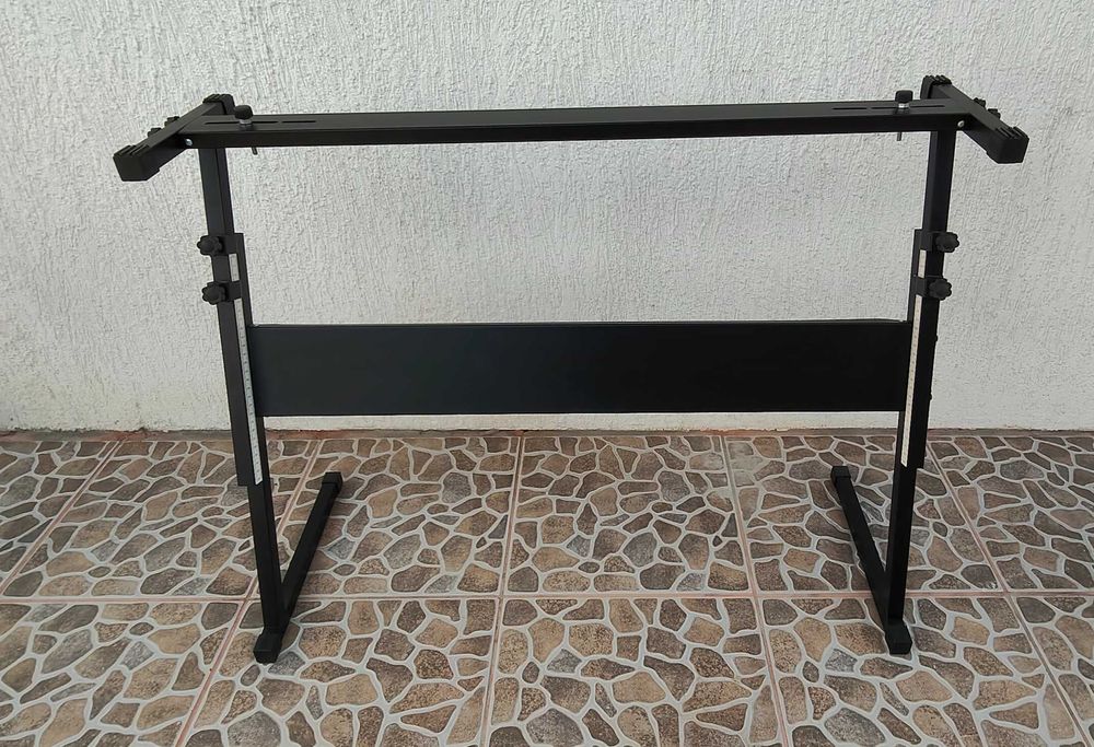 Stativ din metal pentru orgă in formă de Z