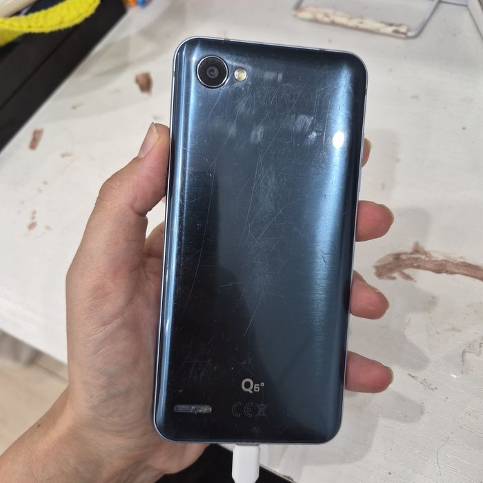 LG Q6 на запчасти
