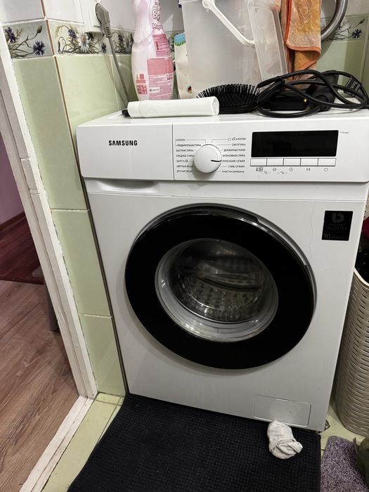 Продам машинку самсунг