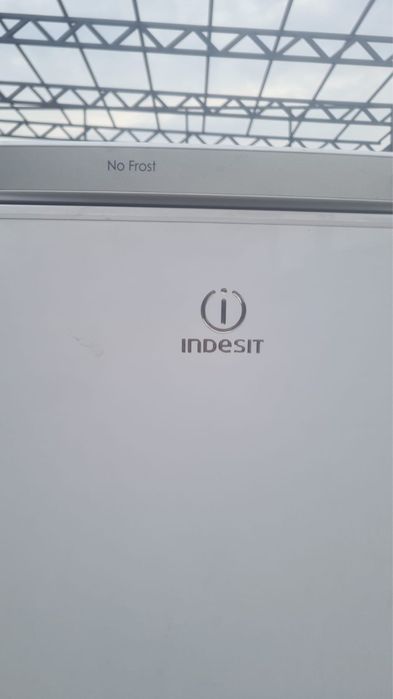 Морозилтная камера INDESIT