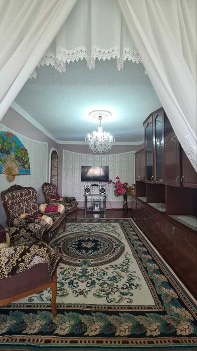 77-серия с мебелью 3 комнатная квартира 4-этаже 6-веранда Адрес Вокзал