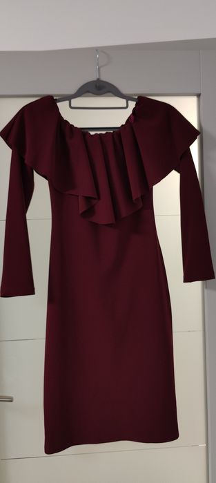 Rochie eleganta grena.