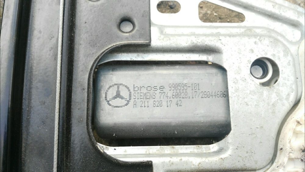 Части за врата на Мерцедес W203