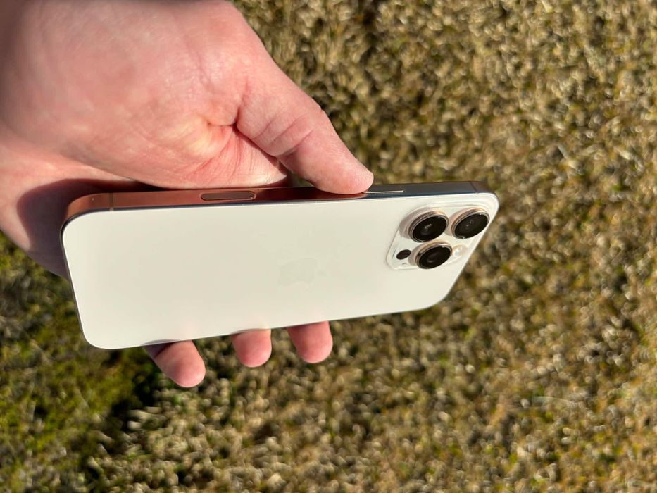 iPhone 16 Pro Max 512 GB от САЩ,Dessert titanium с безплатна доставка!