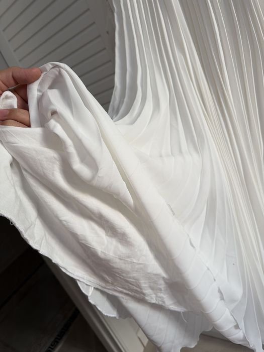 Платье белое миди