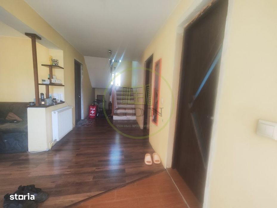 Casa 4 camere, teren 500 mp, Preajba, zona Damila