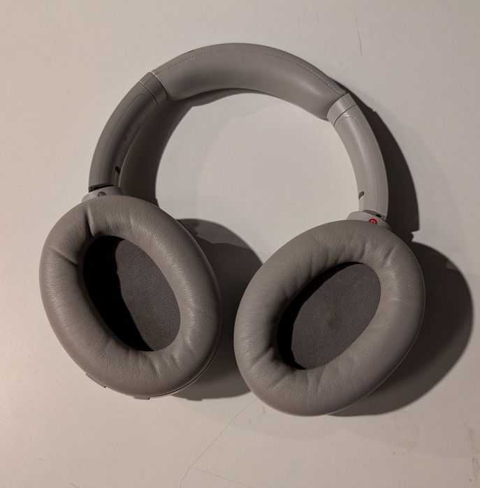 Наушники Sony WH-1000XM4