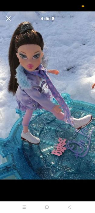 Bratz scena muzicala și patinoar