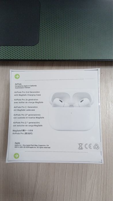 AirPods наушники новые
