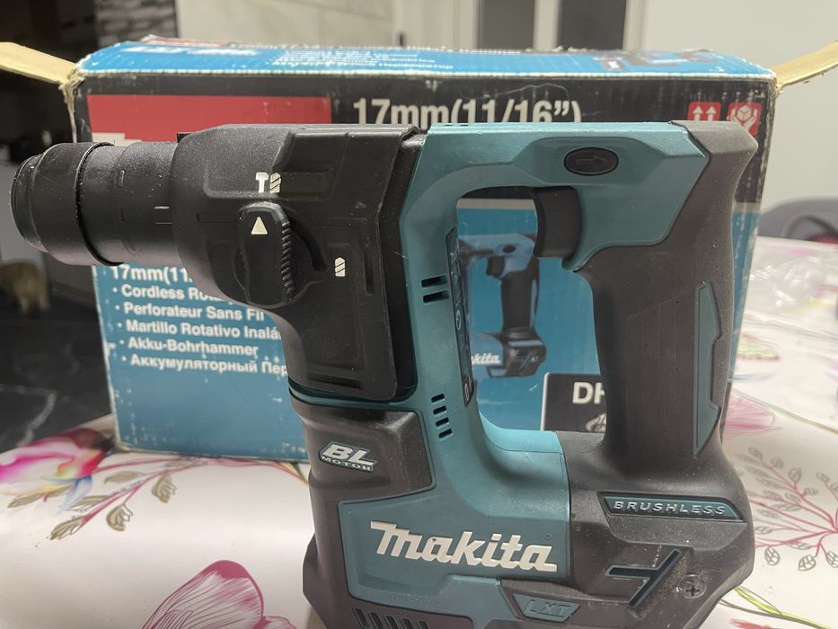 Vand sau Schimb Makita DHR171Z ciocan rotoper. cu rindea Dewalt 18