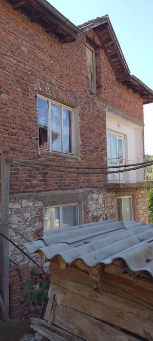 Продавам къща в село Илинденци