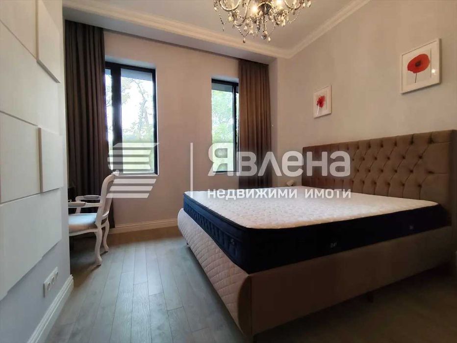 Продава се Двустаен апартамент в Пловдив, Център - 72 кв.м за 8 €/кв.м - Снимка #1