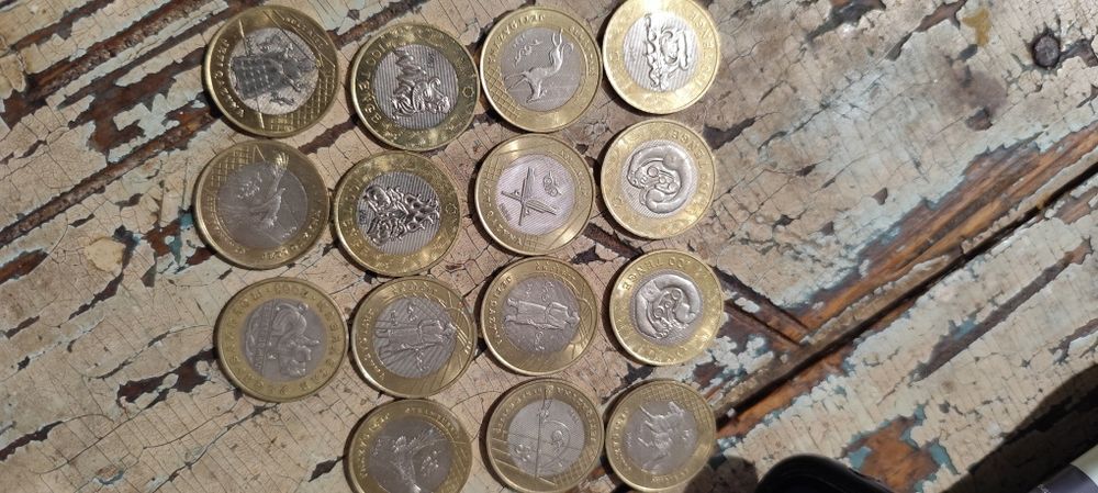 Продам монеты коллекционные