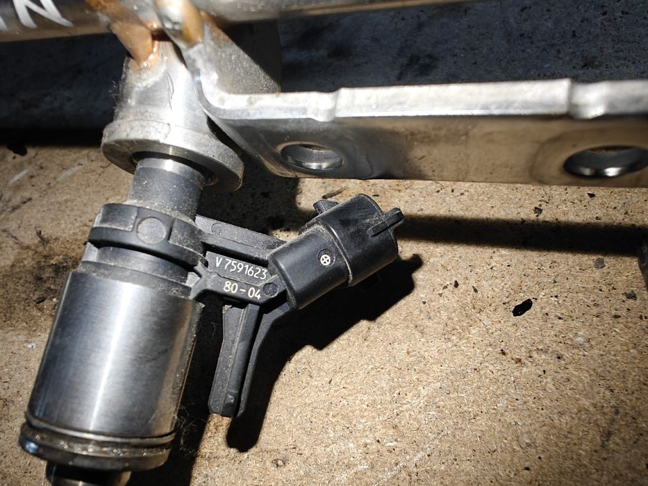 Injector injectoare 1.6 mini cooper S R55 R56 n18 countryman 2013