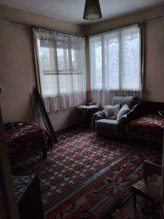 Къща в град Кривол , област Монтана(ВРАЧАНСКО)-0885119498