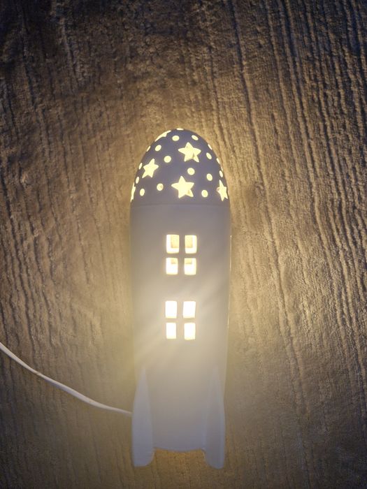 Lampa de veghe rachetă, ceramica