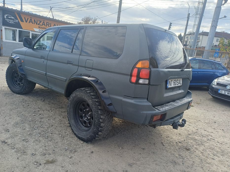 Mitsubishi sport 2.5 td / 4x4 / variante auto atv