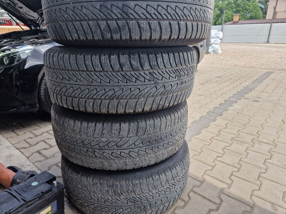 Гуми с Джанти за Audi Q7 255/60 R 18 Good Year 2019